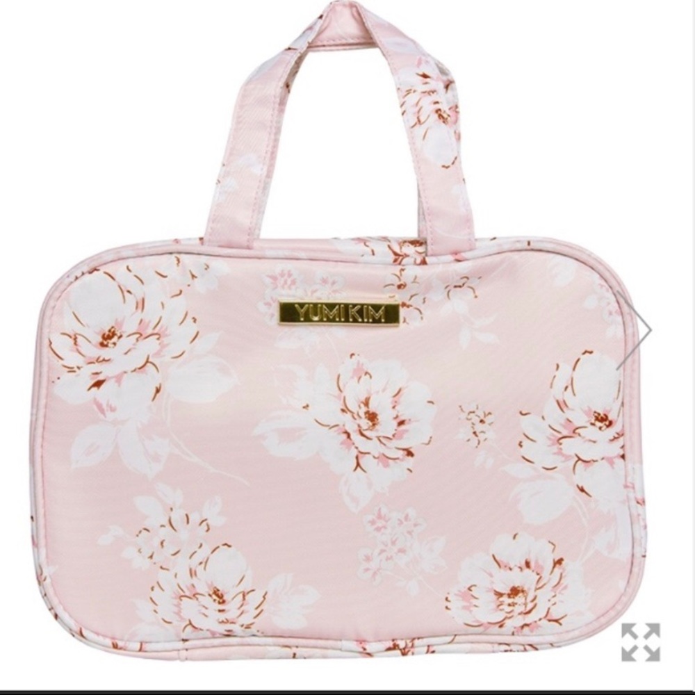 Brand new Yumi Kim hanging cosmetics case
